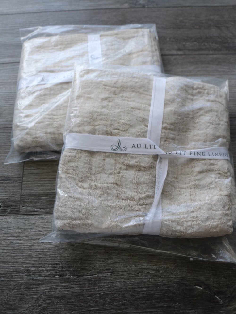 BNIB Au Lit Fine Linens two (2) Juliana Natural Shams in size King